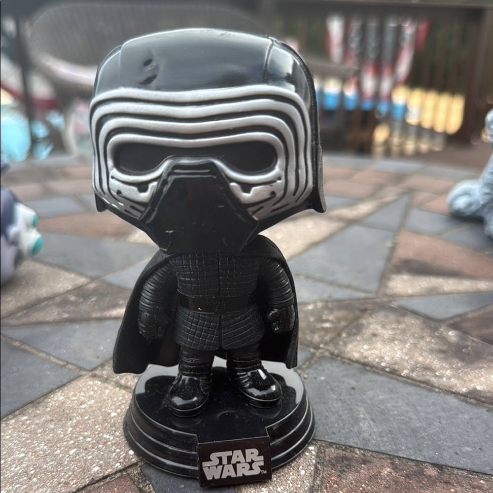 Funko Star Wars Kylo Ren Figure in Black and Silver